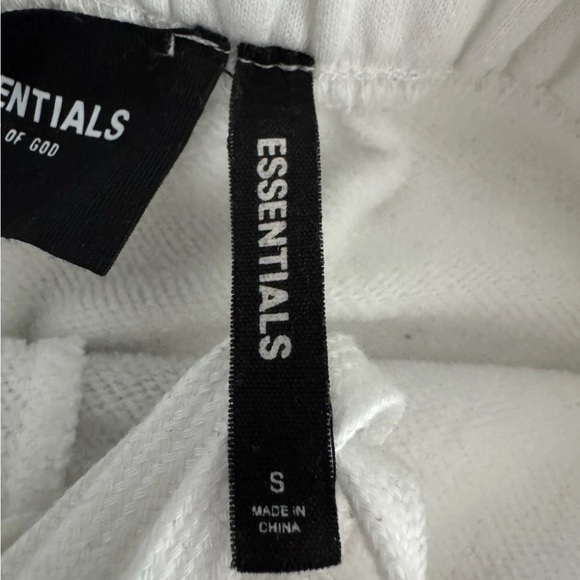 Fear of God Essentials White Athletic Shorts - Picture 8 of 11